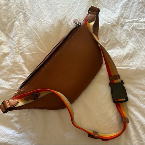 Disney X Coach League Belt Bag With Mickey Mouse And Friends Embroidery - Picture 2 of 14